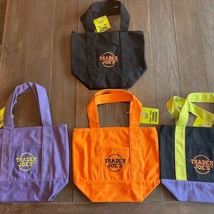 Limited Trader Joe's Mini Halloween Canvas Tote Bag RARE / SHIPS NOW.
